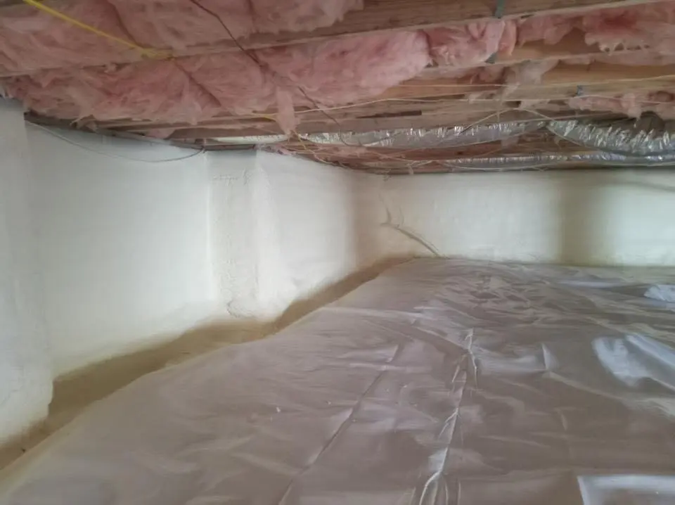 Crawl space encapsulation with closed-cell spray foam for Roof Maintenance in Diamondhead
